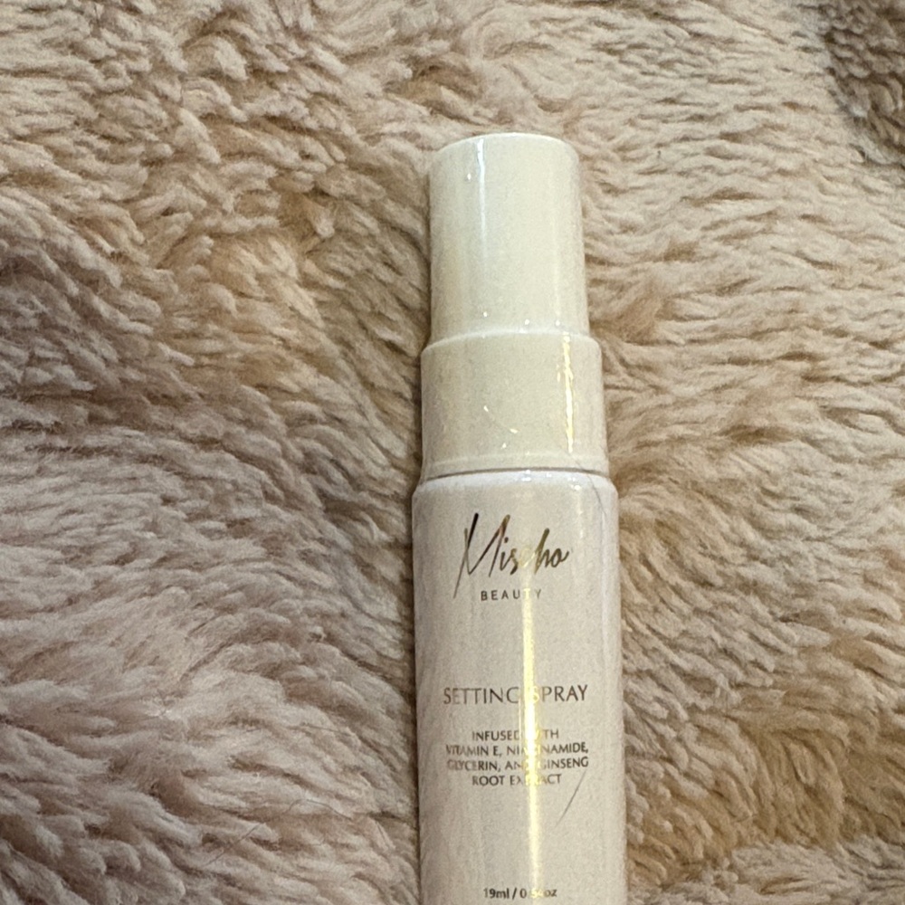 Misho Beauty Ivory Setting Spray